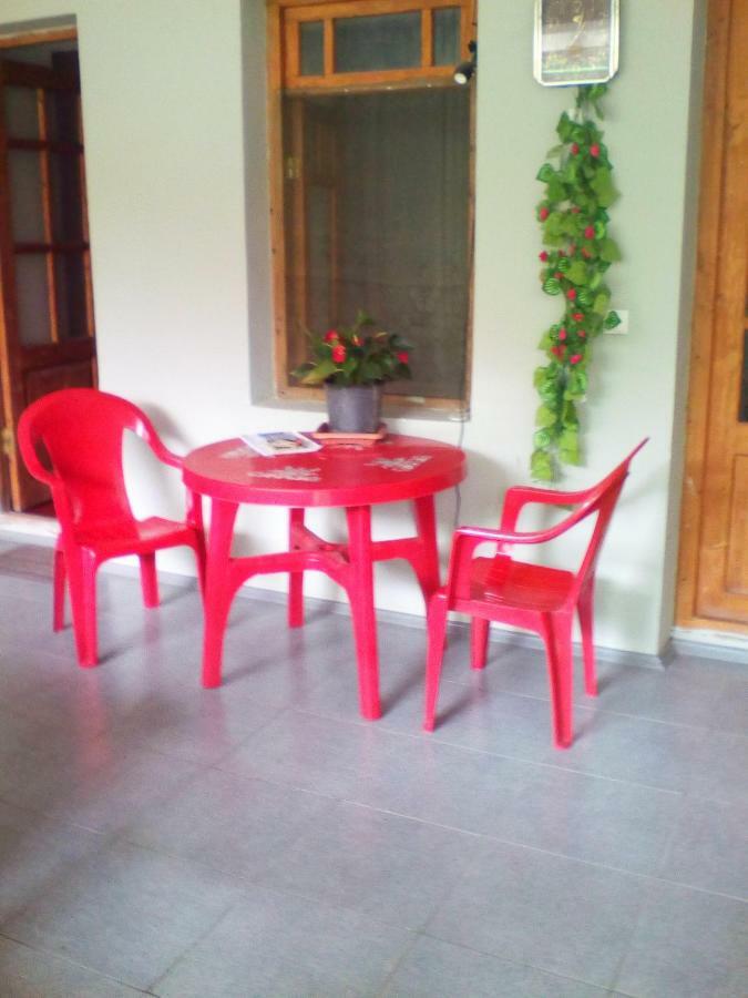Kapana Hotel Mtskheta Luaran gambar